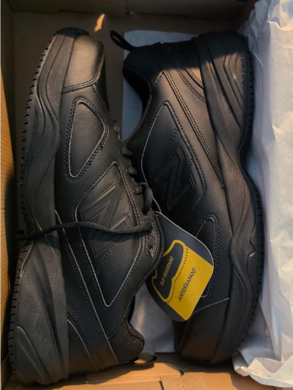 New Balance Men's Black Athletic Sneakers